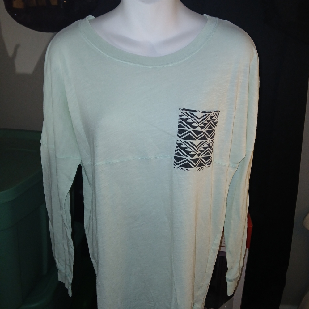 PINK VS Mint Long Sleeve Tee w/ Aztec Print Pocket Thin Material Oversized